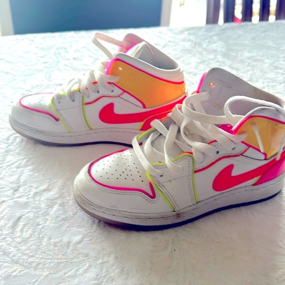 Nike Air Jordan Sneakers - Picture 4 of 5